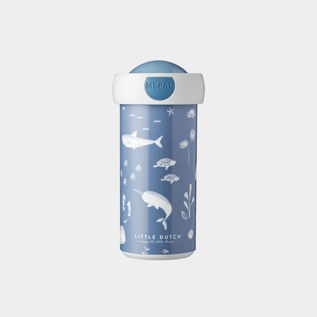 Ocean drinking beaker